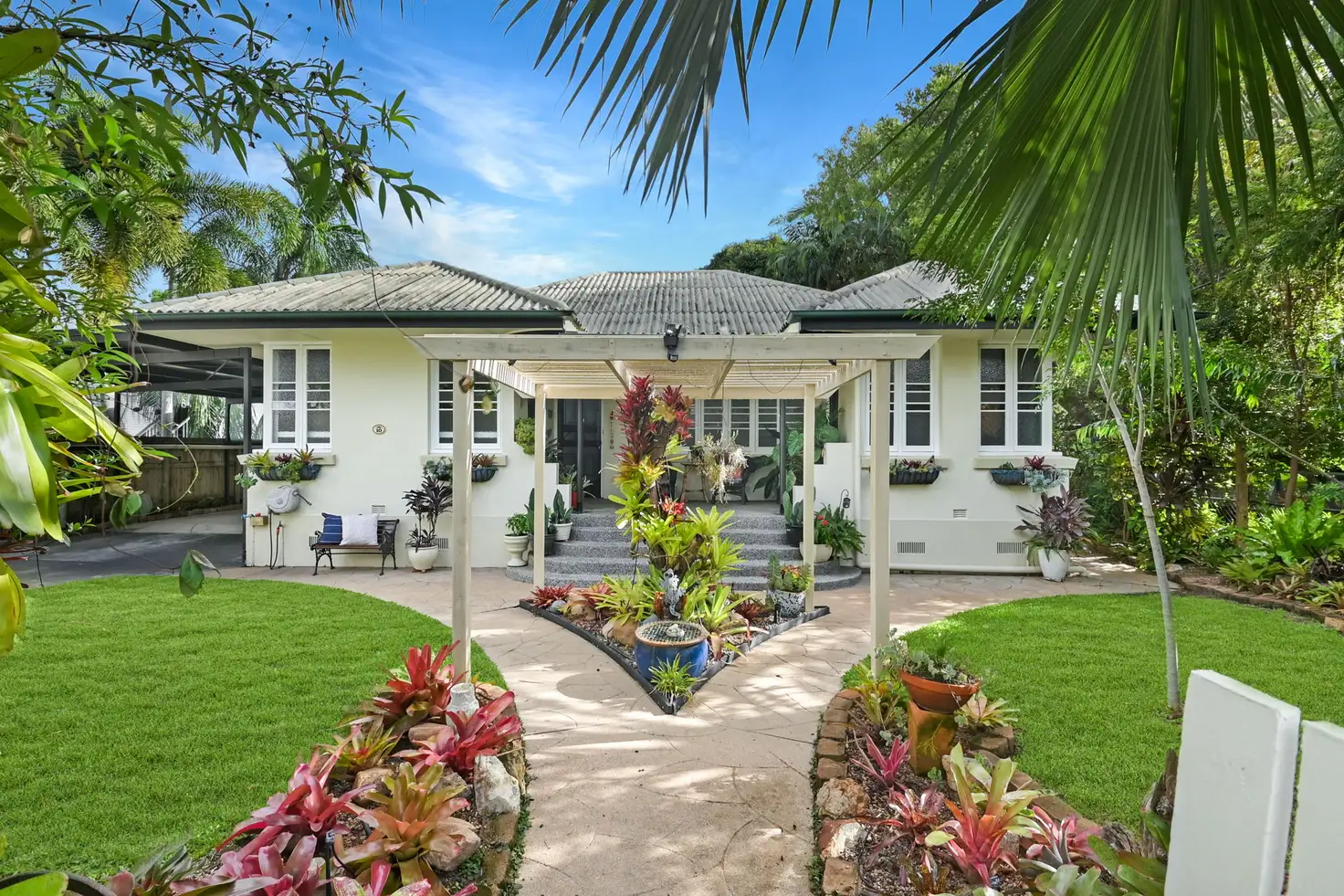 Main view of Homely house listing, 10 Albury Street, Pimlico QLD 4812