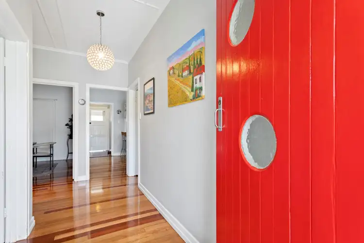 194 Glebe Road, Booval QLD 4304