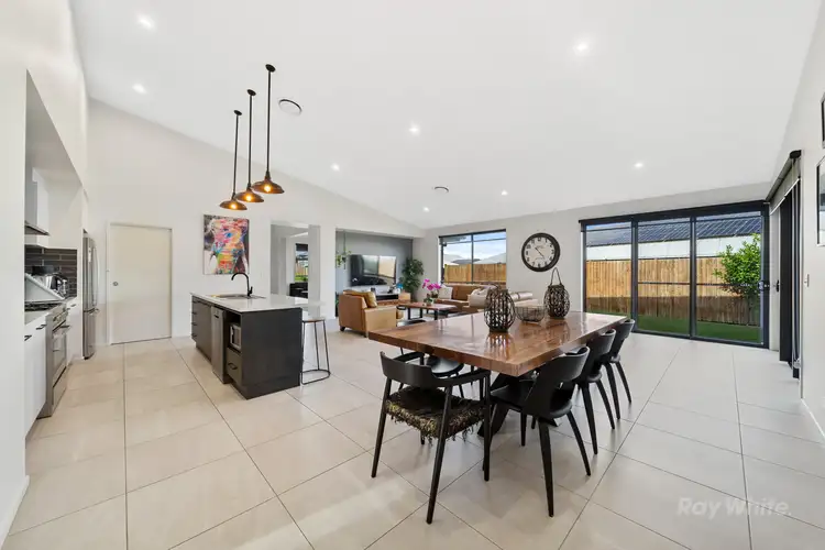 Sixth view of Homely house listing, 2 Jade Place, Greenbank QLD 4124