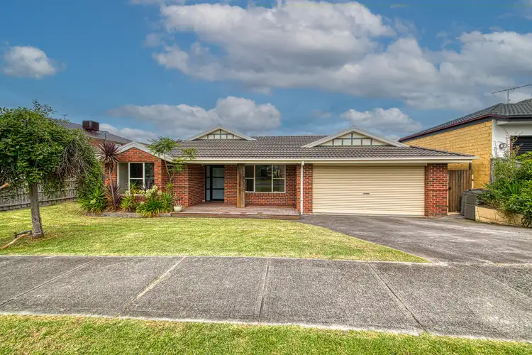 13 Brighton Retreat, Berwick VIC 3806