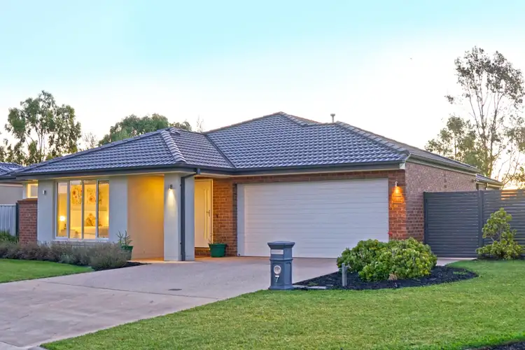Third view of Homely house listing, 7 Tyers Court, Kialla VIC 3631