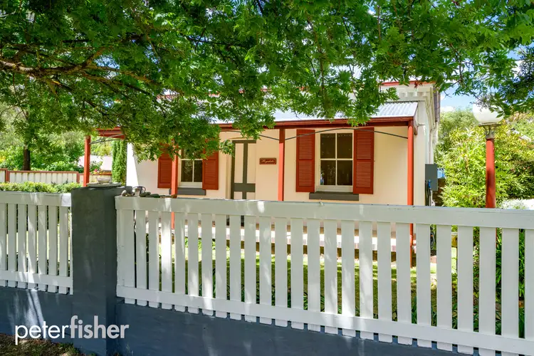 10 Lucknow Street, Spring Hill NSW 2800