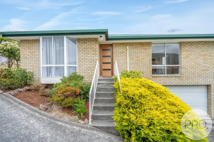 25 Wakehurst Road