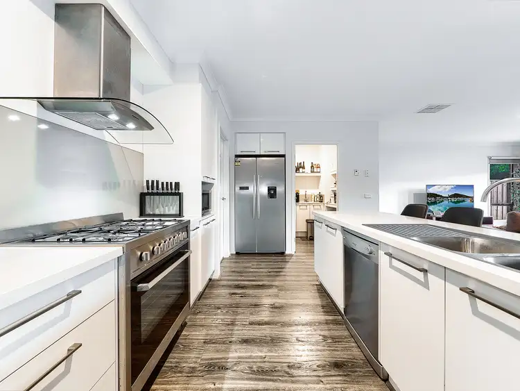 Fourth view of Homely house listing, 33 Lucinda Lane, Cranbourne North VIC 3977