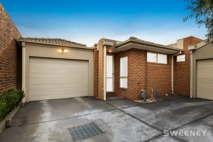 2/65 Trafalgar Avenue, Altona Meadows VIC 3028