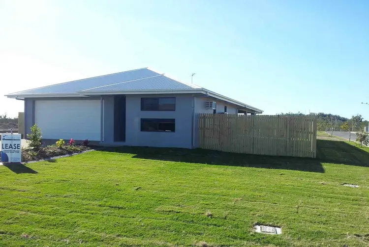 10 Whitehaven Way, Mount Low QLD 4818