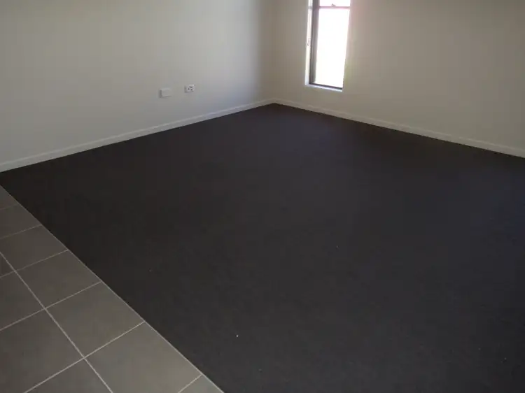 Sixth view of Homely house listing, 10 Whitehaven Way, Mount Low QLD 4818