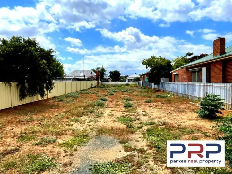 10 Talbot Street, Parkes NSW 2870