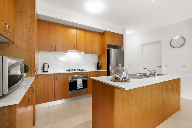 Third view of Homely townhouse listing, 8 Cascade Walk, Macleod VIC 3085