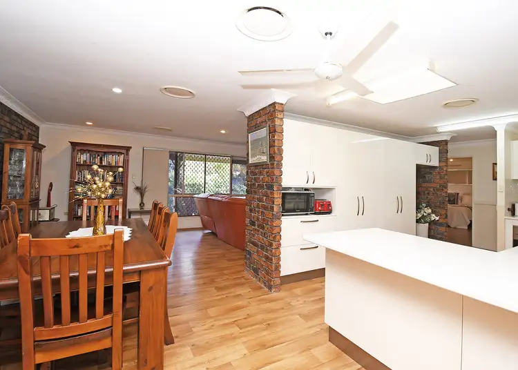 Sixth view of Homely house listing, 28 Kehlet Street, Point Vernon QLD 4655