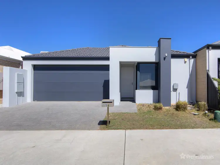 Second view of Homely house listing, 10 Marlinspike Boulevard, Jindalee WA 6036