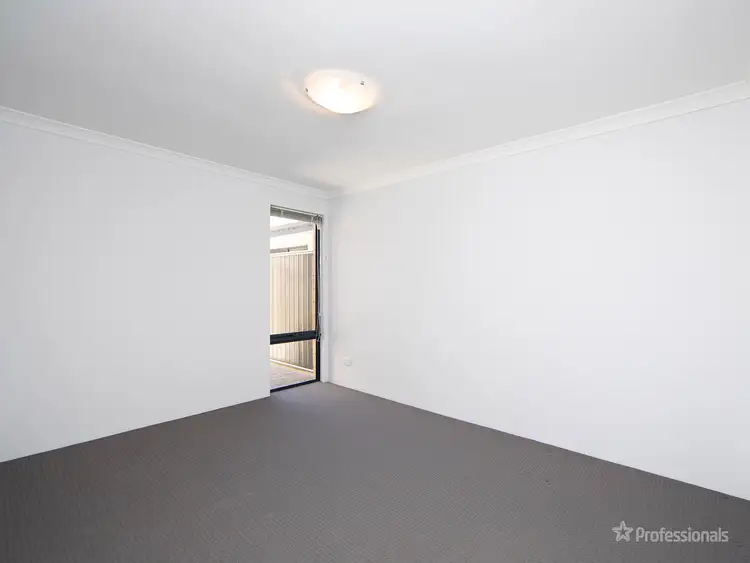 Fifth view of Homely house listing, 10 Marlinspike Boulevard, Jindalee WA 6036