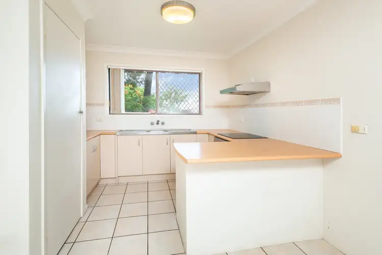 Fifth view of Homely unit listing, 2/59 Milton Avenue, Paradise Point QLD 4216