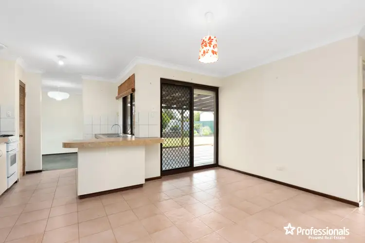 Fifth view of Homely house listing, 15 Lauri Court, Parkwood WA 6147