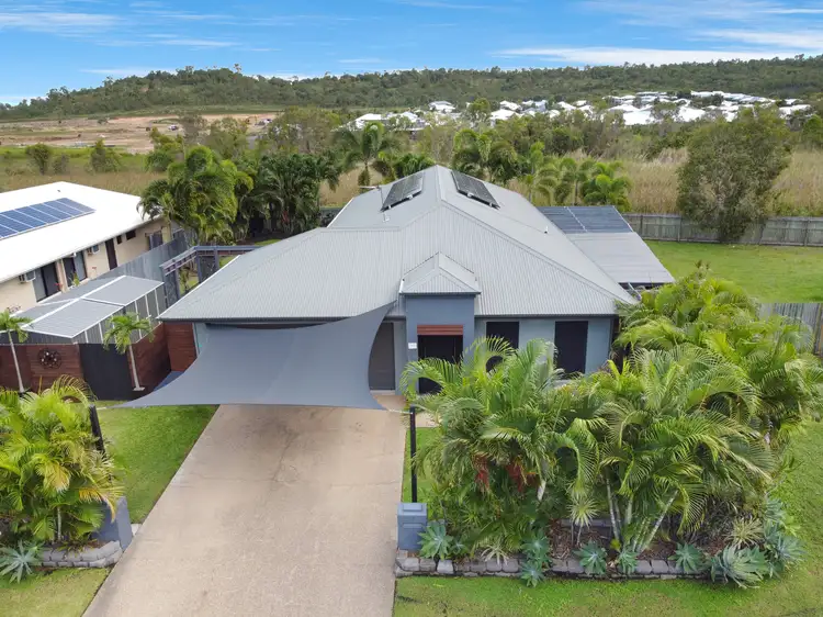 19 Mariala Court, Bushland Beach QLD 4818