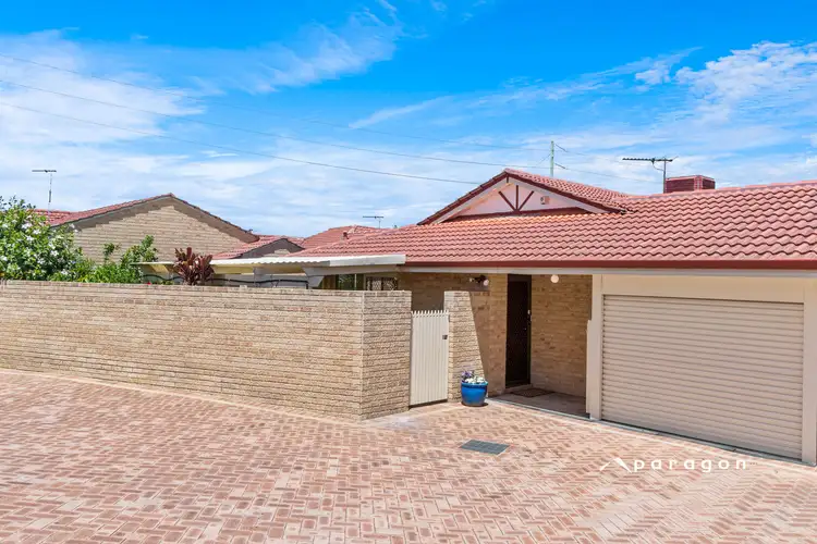 7/3 Ravenswood Drive, Nollamara WA 6061
