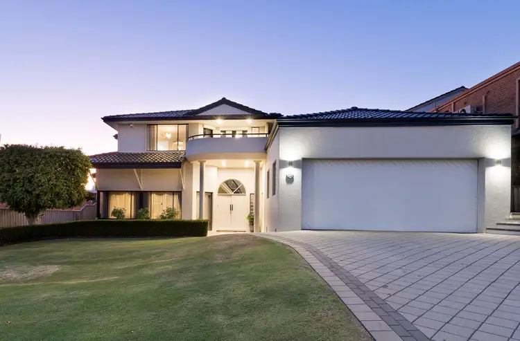 23 Waring Way, Kardinya WA 6163