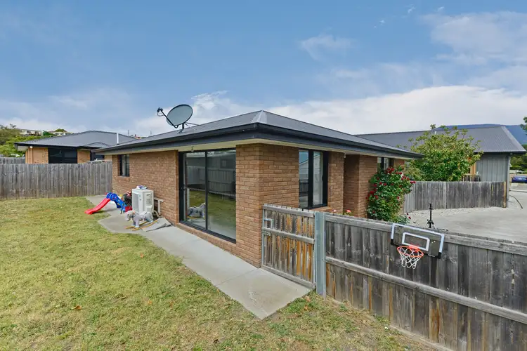 2/25 Barry Street, Glenorchy TAS 7010