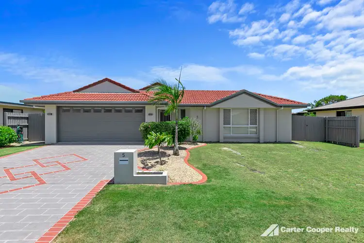 5 Earl St Vincent Circuit, Eli Waters QLD 4655