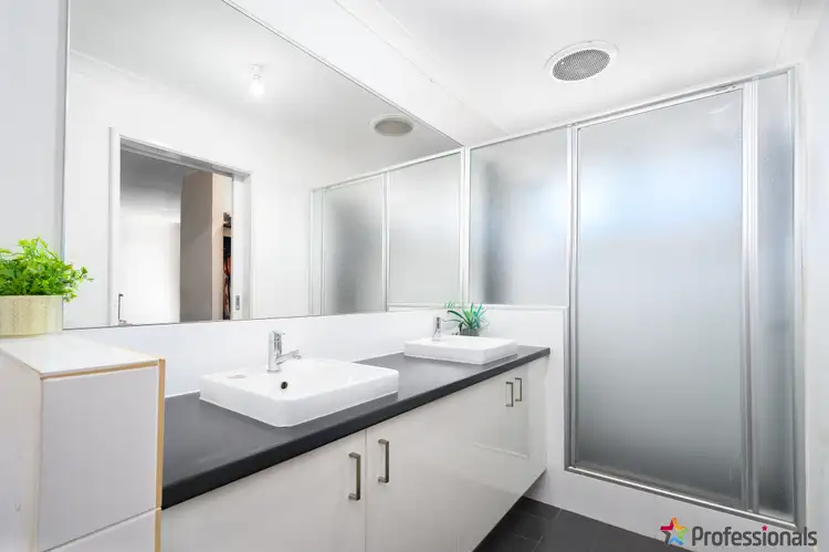 Sixth view of Homely house listing, 27 Isabelline Terrace, Karnup WA 6176