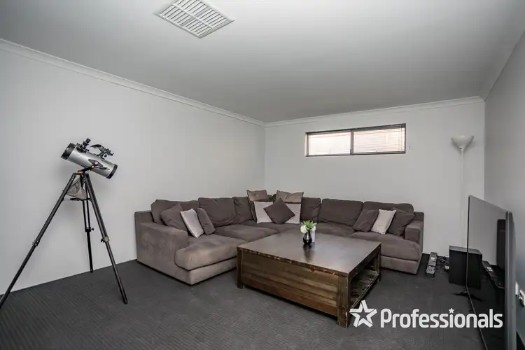 Seventh view of Homely house listing, 27 Burdekin Turn, Hilbert WA 6112