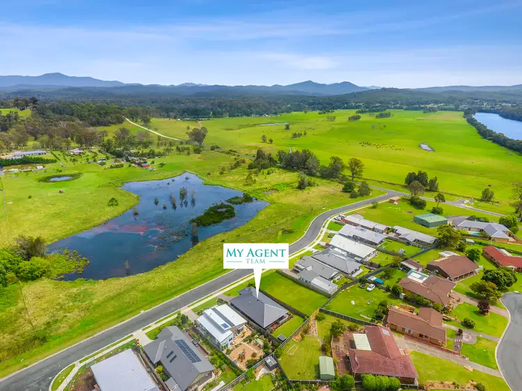 17 Holstein Street, Moruya NSW 2537