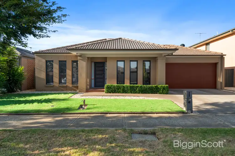 39 Lamington Drive, Tarneit VIC 3029