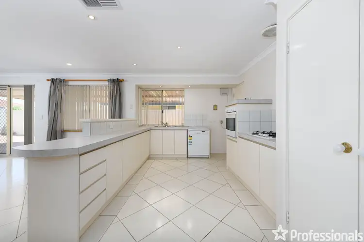 Seventh view of Homely house listing, 22 Eva Lynch Way, Warnbro WA 6169