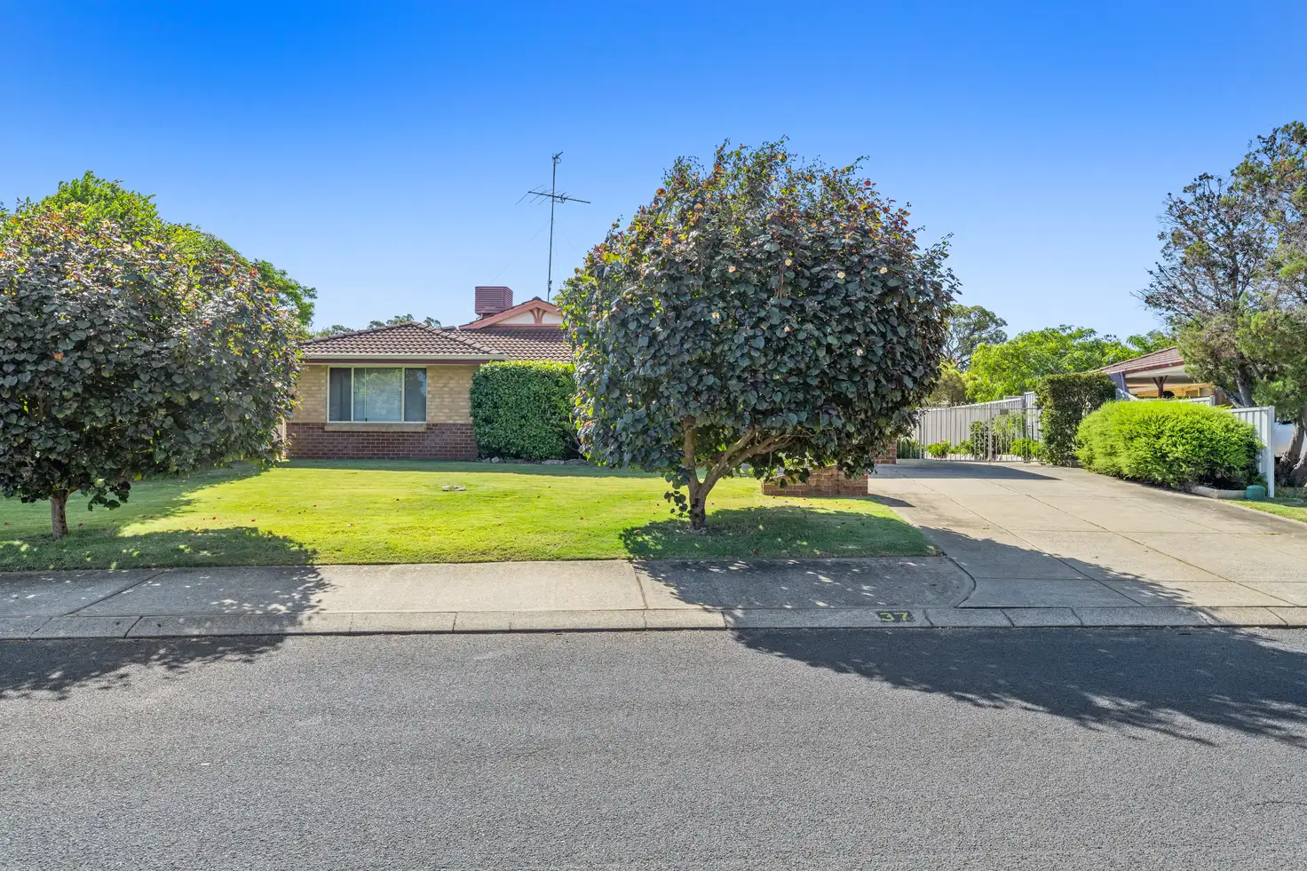 Main view of Homely house listing, 37 Cambridge Drive, Greenfields WA 6210