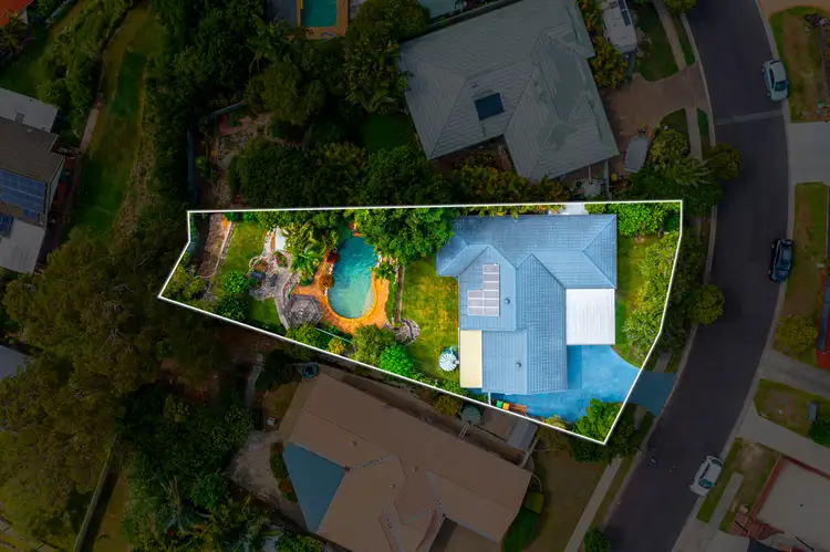 34 Wantana Crescent, Edens Landing QLD 4207