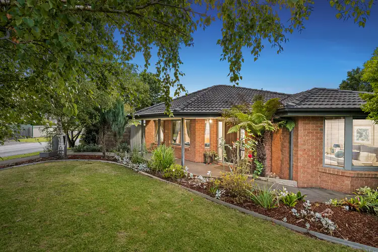 2 Forest Oak Drive, Upper Ferntree Gully VIC 3156