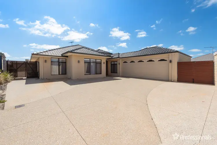 51 Marsdenia Road, Halls Head WA 6210