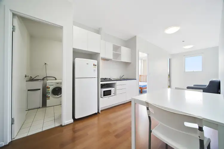 205/246-248 Franklin Street