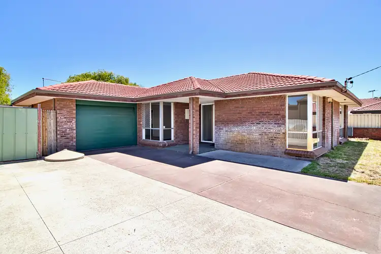 3 Hansen Avenue, Rockingham WA 6168