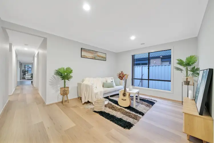 Sixth view of Homely house listing, 8 Bodmin Court, Truganina VIC 3029