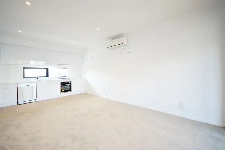 Fourth view of Homely townhouse listing, 51 Crefden Street, Maidstone VIC 3012