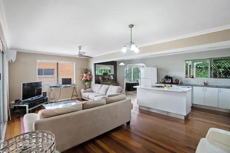 23 Levant Street, Albany Creek QLD 4035