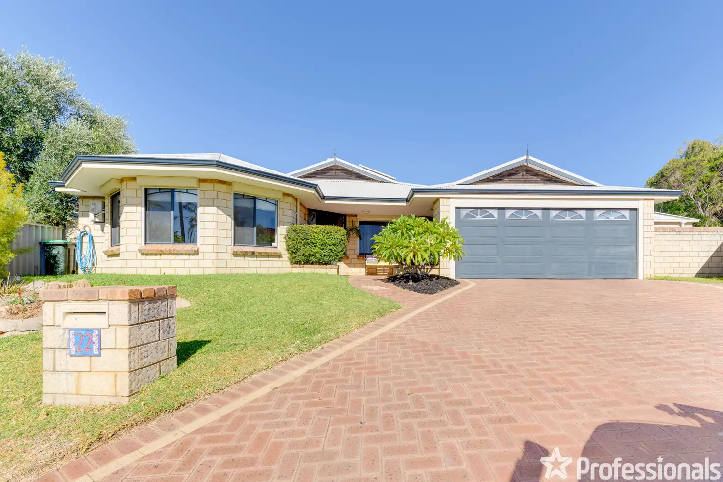 Main view of Homely house listing, 22 Avignon Retreat, Port Kennedy WA 6172