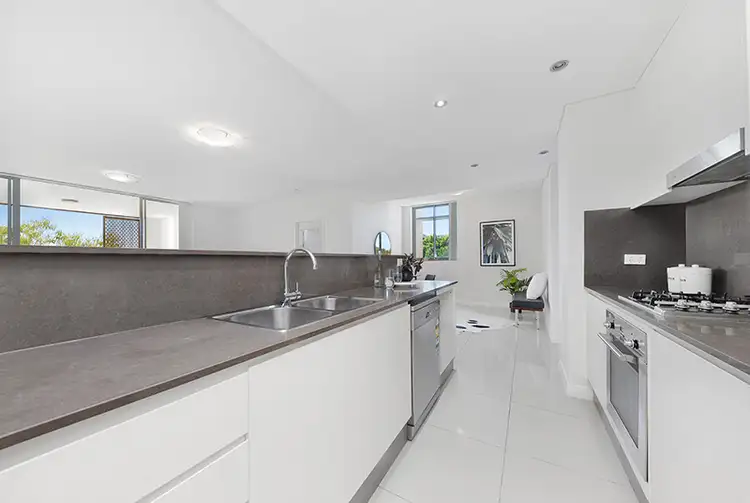 Sixth view of Homely unit listing, 403/16 Flack Avenue, Hillsdale NSW 2036