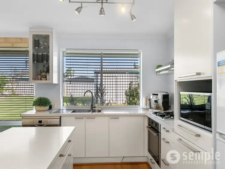 Fourth view of Homely house listing, 16 Seabrook Place, Success WA 6164