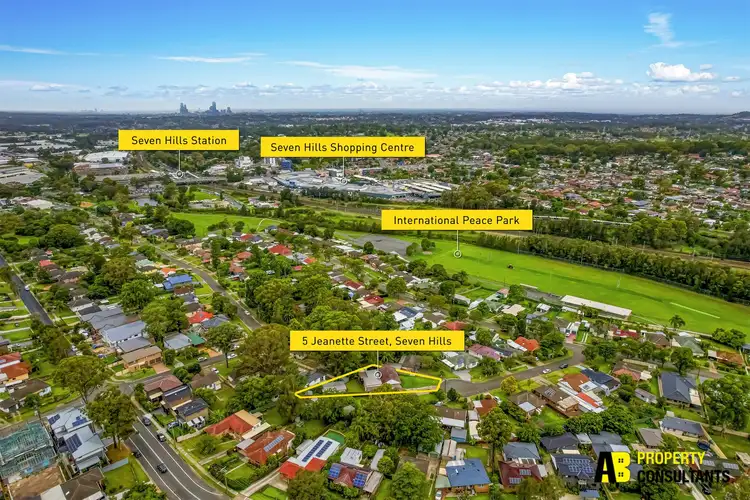 Third view of Homely house listing, 5 Jeanette Street, Seven Hills NSW 2147