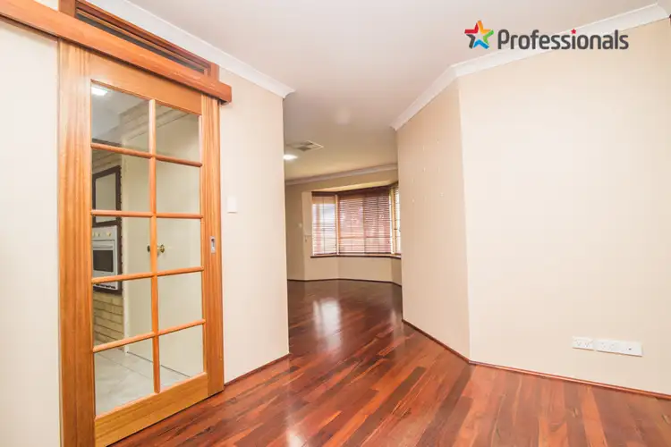 Fifth view of Homely house listing, 10 Chisholm Circle, Seville Grove WA 6112
