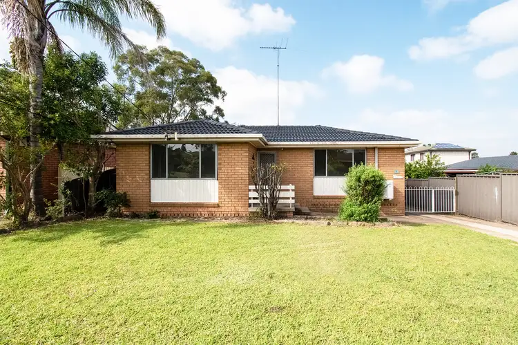 4 Joan Place, Mount Druitt NSW 2770