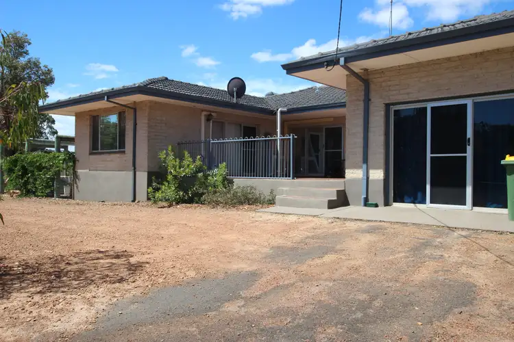 66 Fouracre Street, Waroona WA 6215