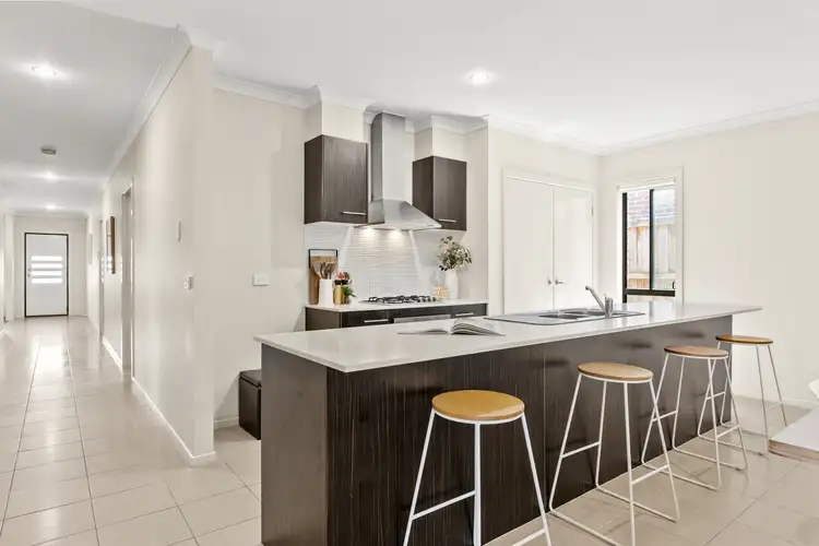 Fifth view of Homely house listing, 4 Bluebell Way, Keysborough VIC 3173