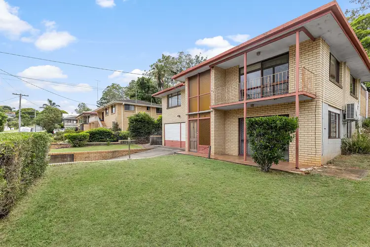 114 Barmore St, Tarragindi QLD 4121