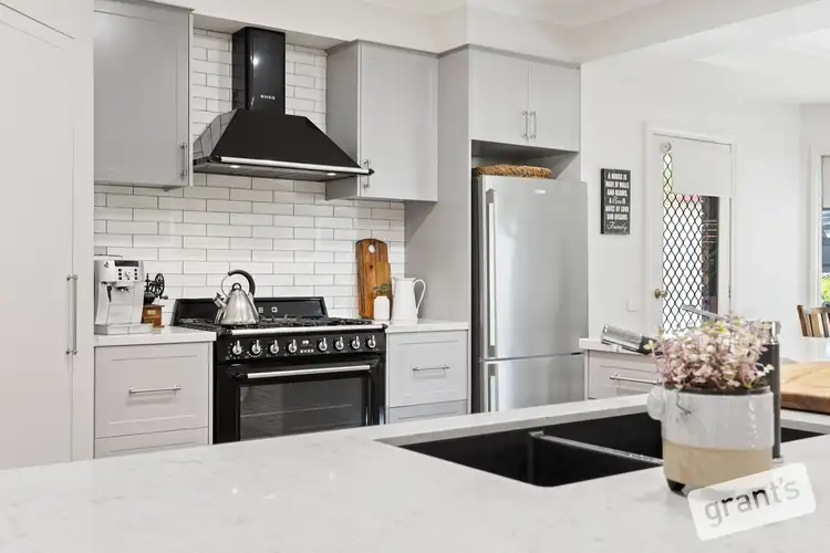 Fifth view of Homely house listing, 5 Loxley Boulevard, Narre Warren South VIC 3805