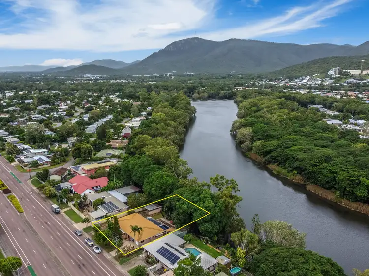 586 Ross River Road, Cranbrook QLD 4814