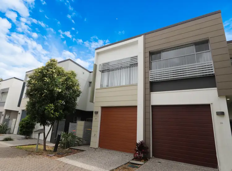 24/460-462 Pine Ridge Road, Coombabah QLD 4216