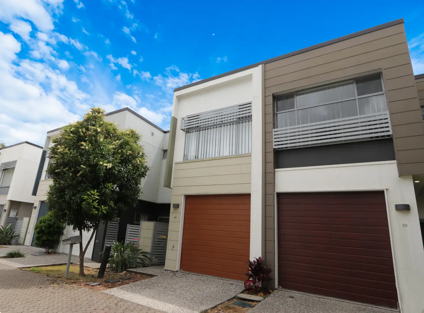 Main view of Homely townhouse listing, 24/460-462 Pine Ridge Road, Coombabah QLD 4216